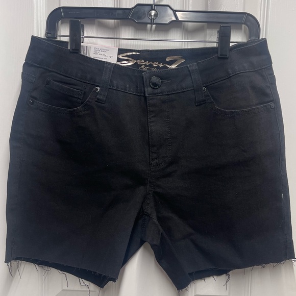 Seven7 Pants - NWT: Seven7 black shorts